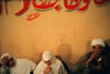 Le repos apr�s le dhikr. A droite: Ahmad al-Tuni. Mouled de Sidi Ali zein al-Abidin. Le Caire. (munshid05)
